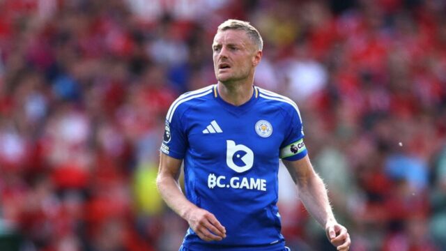Jamie Vardy, aby skrátil krátku kariéru Leicesteru s Home Sending Sunday

