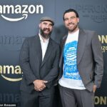 Jason a Travis Kelce vystúpili v pondelok v New Yorku na začiatku Amazonu