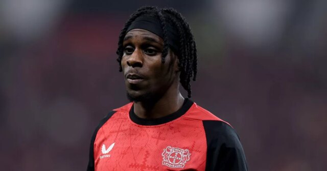 Jeremie Frimpong ukazuje skutočné farby so správou pre budúceho spoluhráča z Liverpoolu

