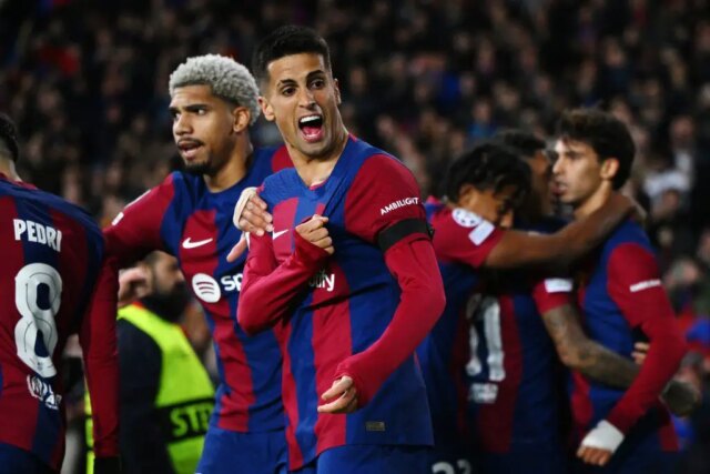 João Cancelo odhaľuje darček osobnosti z Barcelony

