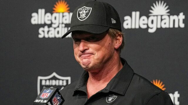 Jon Gruden sa pripojil k Nashville Arena Tim ako účasť na majiteľovi, poradcovi

