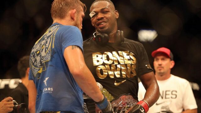 Jon Jones považuje sieň slávy UFC Fight Vs. Alexander Gustafsson

