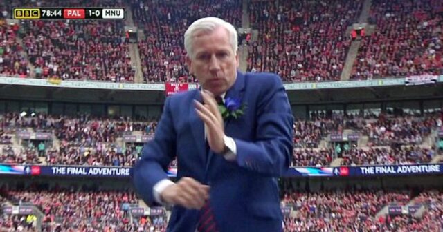 Kde je teraz Alan Pardew? Je nepravdepodobné, že by po poslednom tanci nepravdepodobný Crystal Palace FA Cup

