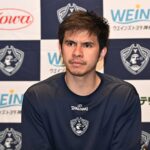 Kiefer Ravena podpísal predĺženie s Yokohama B-Corsirs pre budúcu sezónu Japonska B.League.
