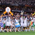 Koľko zo 125 miliónov libier Tottenham Hotspur Europa League vyhrá uložené plány prenosu sezóny a letného prenosu
