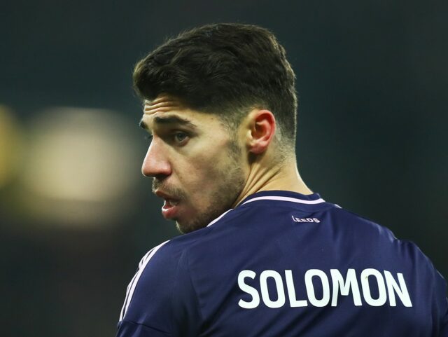 Manor Solomon v akcii pre Leeds United