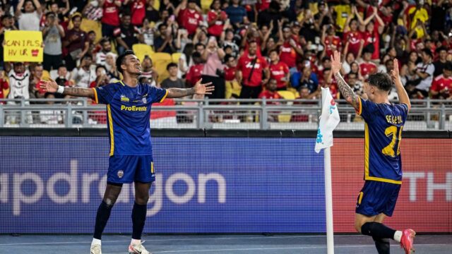 Kto je Maung Maung Lwin, hráč ASEAN All-Stars, ktorý skóroval proti Manchester United?

