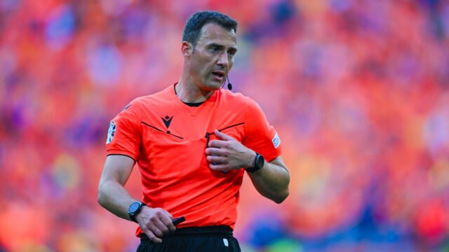 Zwayer od svojho zákazu pravidelne zamestnal v súťažiach UEFA
