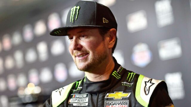 Ku. Busch, R. Hendrick, Gant, Wheeler hlasoval v NASCAR Hall

