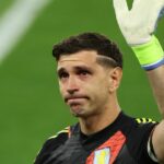 La sortie en larmes d'Emiliano Martinez pourrait voir Aston Villa Land Arsenal énorme Boule de transfert