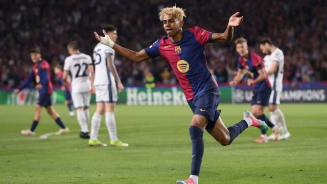 Lamine Yamal musí tvrdo pracovať na vrchole Messi - Barcelona

