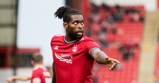 L'ancienne star d'Arsenal, Jay Emmanuel-Thomas, admet un rôle dans la transmission de 600 000 £ de drogue au Royaume-Uni
