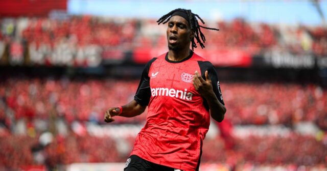 Le Liverpool médical de Jeremie Frimpong `` Close '' alors que Bayer Leverkusen prend une décision majeure
