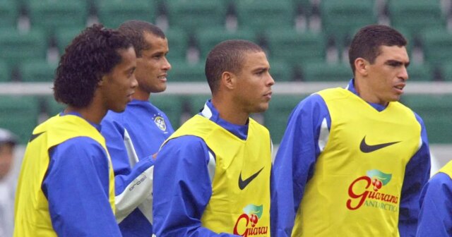 Le héros de la Coupe du monde Lucio en `` soins intensifs '' après que l'icône du Brésil et de l'Inter Milan souffre de brûlures
