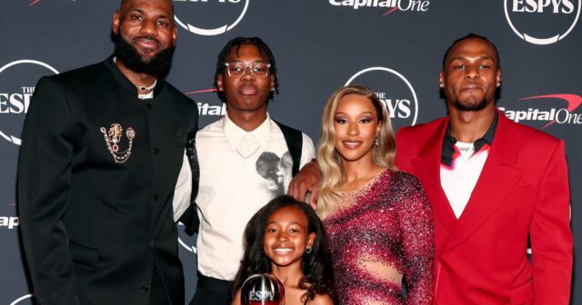 LeBron James preskočí s gala a namiesto toho poslal manželku Savannah

