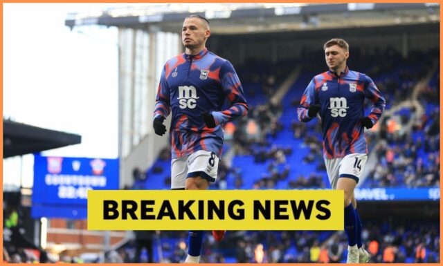 Kalvin Phillips tlieska fanúšikom Ipswich