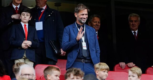 Les fans de Liverpool montrent de vraies couleurs en disant à Jurgen Klopp réaction pendant le retour émotionnel
