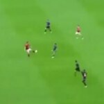 Les fans de l'homme Utd le perdent avec Rasmus Hojlund et Fume 'il a trouvé son niveau' '