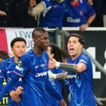 Les mains de la mi-temps d'Enzo Maresca Hands Masterstroke Chelsea Europa Conference League Titre