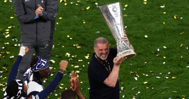 Les verdicts de Roy Keane et Jamie Carragher sur l'avenir d'Ange postcoglou après la victoire de la Ligue Europa
