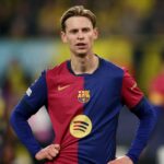 Liverpool Keeen na Frenkie Young Amid Man City, PSG záujem
