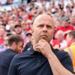 Liverpool cieľ upustí od prenosových tipov pri diskusii s Arne v dome šéfa
