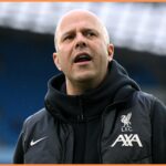 Liverpool dal výhodu podpísať Jeremie Frimpong kvôli slotu Arne