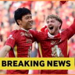 Záložník Liverpoolu Harvey Elliott v akcii proti Lille