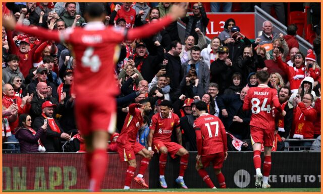 Liverpool zvažuje otvorenie konverzácií s zmluvami s Luisom Díazom

