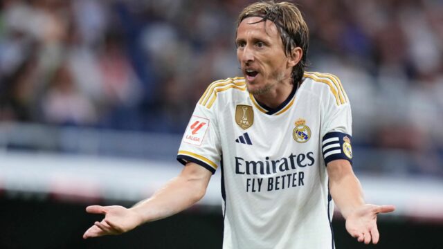 Luka Modric čaká na ponuku zmluvy po aktualizácii obnovenia

