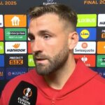 Luke Shaw sa ospravedlňuje ľuďom s fanúšikmi UTD a brutálne sa pýta spoluhráčov