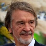 MAN UTD NOVINKY: Sir Jim Ratcliffe 'Axes Dve ďalšie horúce bodky, keď nemilosrdné tašky pokračujú | Futbalový šport