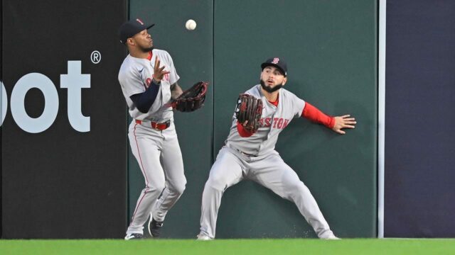 MLB News: Red Sox Outfielers kombinujú úžasný úlovok na krádež Huisrun

