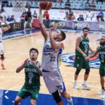 Zavier Lucero od Magnolia Hotshots počas zápasu Filipínskeho pohára PBA proti Terrafir Dyip