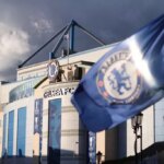 Majiteľ Chelsea porušuje ticho na moste Stamford a plán grófa súdu s kontroverznou správou