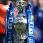 Majstrovstvá Final Day Live: Posledné známky, tímové správy a výsledky, keď Leeds a Burnley bojujú za titul s piatimi tímami