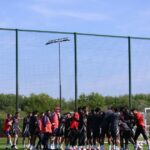 Mám tím UTD 21 -ľudí, aby čelil Brentfordovi, pričom hlavní muži odpočívajú Futbalový šport