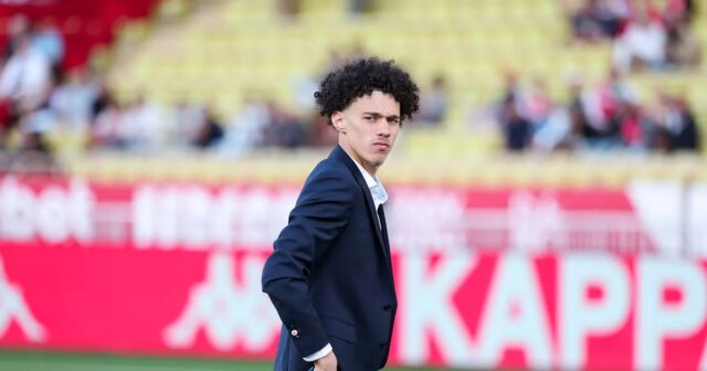Man Utd a Man City zdieľali prevod, pretože hviezda 59 miliónov GBP urobí šokovú budúcu požiadavku

