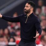 Man Utd „želá významnú ponuku“ po „hanebnej“ žiadosti Ratcliffe pre 1 hviezdu ligy