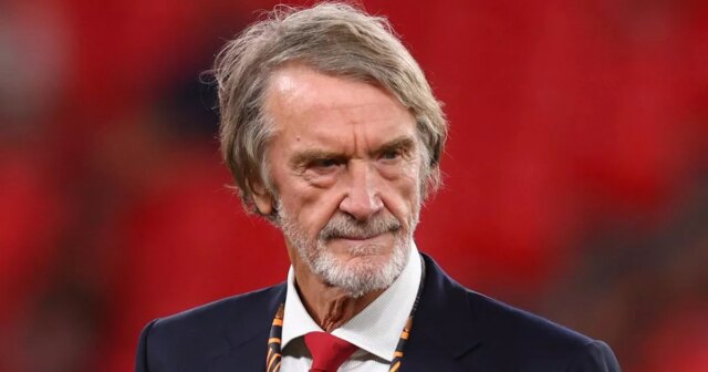 Man utd Staff 'Boo' Sir Jim Ratcliffe et Avram Glazer à la finale de la finale de la Ligue Europa
