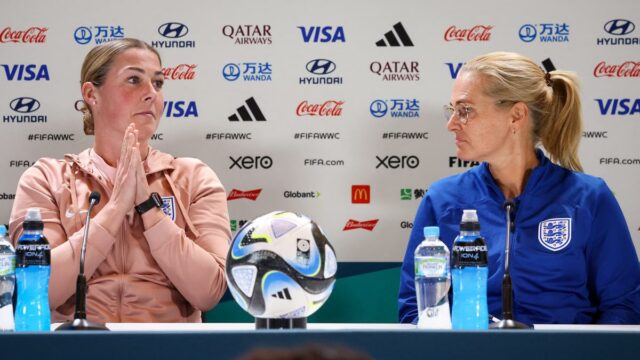 Manažérka žien v Anglicku Wiegman bola sklamaná z dôchodku Earps

