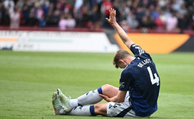 Manchester United Los 4-3 v Brntforde, postúpil na 15. miesto v tabuľke Premier League

