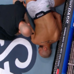 Marc-Andre Barriault brutalizuje Bruno Silvu s lakťami