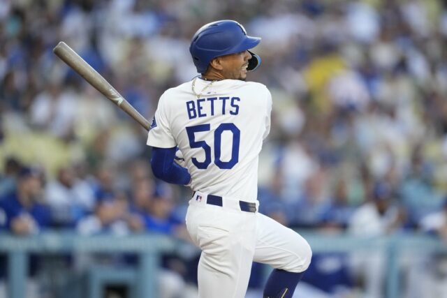 MLB: Arizona Diamondbacks v Los Angeles Dodgers