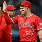 Mike Trout sa vracia, netopiere na piatom mieste v Angelsovej výhre
