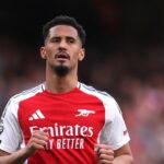 Mikel Arteta osvetľuje zranenie Williama Saliba, keď sa hviezda Arsenal vzlykala