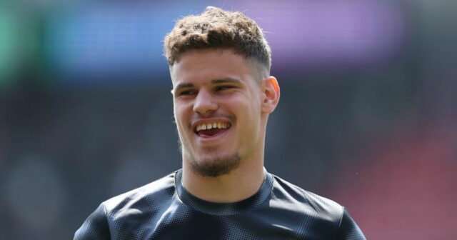 Milos Kerkez by mohol získať číslo košele snov Liverpool, ak Arne Slot spustí dva pohyby

