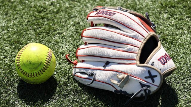 Minnesota Softball: Otec plače špinavých o transgender hráč

