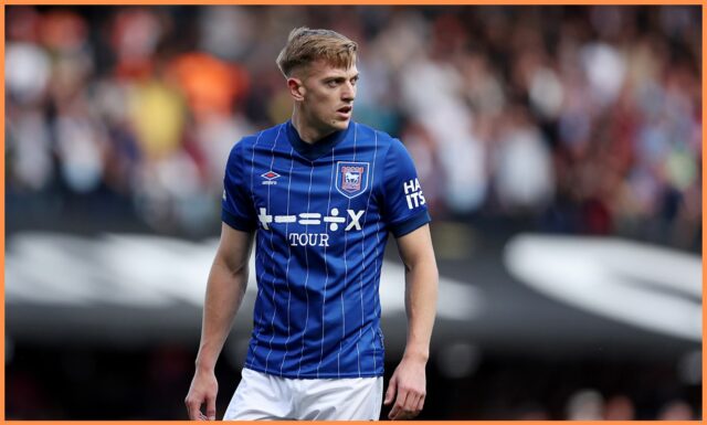 Move Man United Move za Liam deap Bisagras v dôležitom stave

