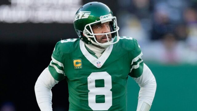 NFL News: Aaron Rodgers údajne nepovedal stalkerom, že sa k nim pripojí

